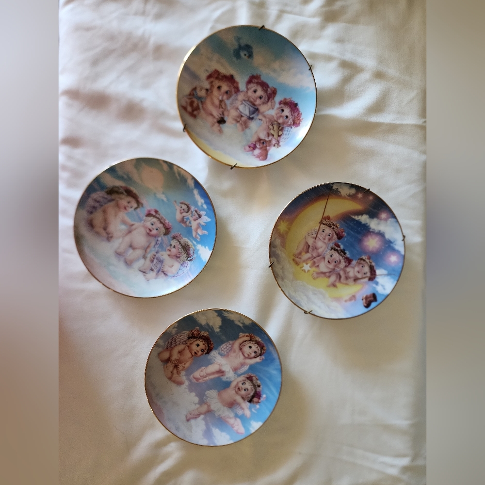 Set of 4 Hamilton collection vintage 1995 by Kristin